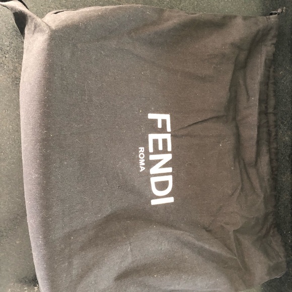 Black Fendi tote! Such a cute travel bag, but not bulky. Super trendy! - Picture 6 of 15